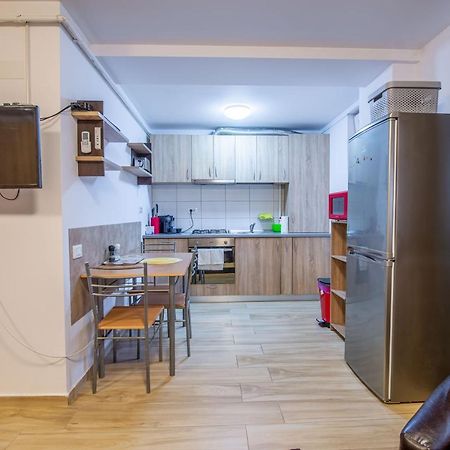 Studio Residence Militari M5 Chiajna Eksteriør billede
