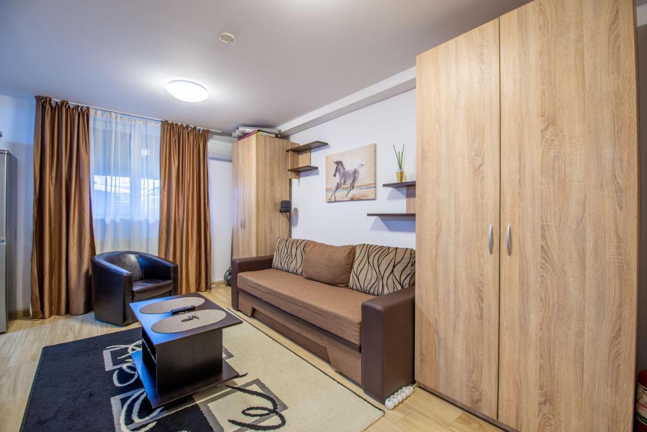 Studio Residence Militari M5 Chiajna Eksteriør billede