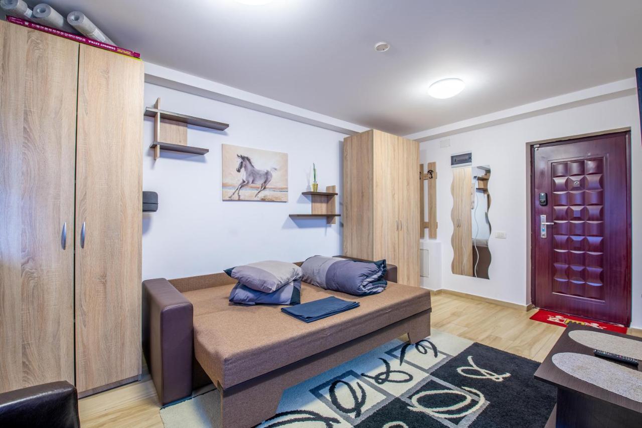 Studio Residence Militari M5 Chiajna Eksteriør billede